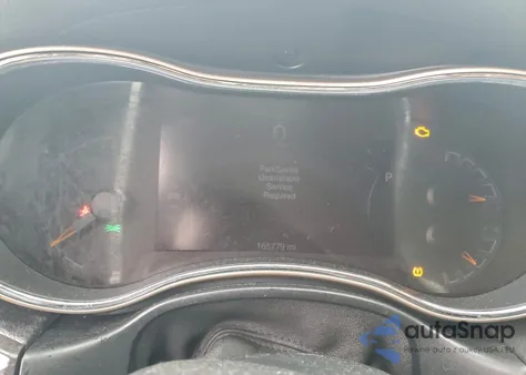 2015 Jeep Grand Cherokee Limited z USA, uszkodzony, nr VIN 1C4RJFBG6FC637368